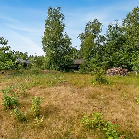 Alisa - 1-9km From The Sea By Interhome *