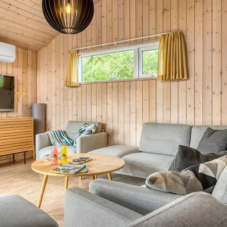 Alisa - 1-9km From The Sea By Interhome Holiday home