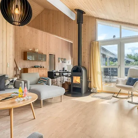 Alisa - 1-9km From The Sea By Interhome Holiday home